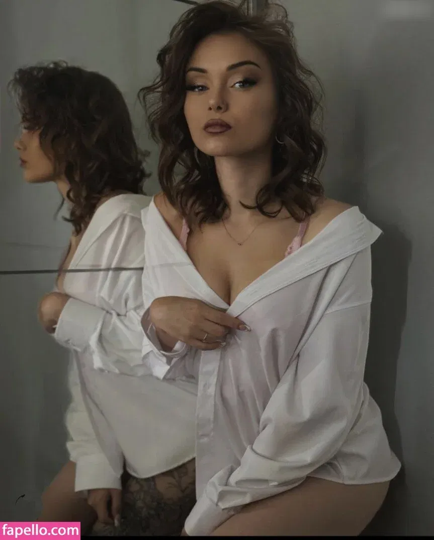 Traumwandler Allegra Onlyfans Photo Gallery 