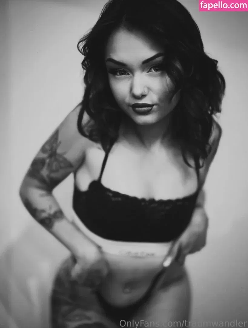 Traumwandler Allegra Onlyfans Photo Gallery 