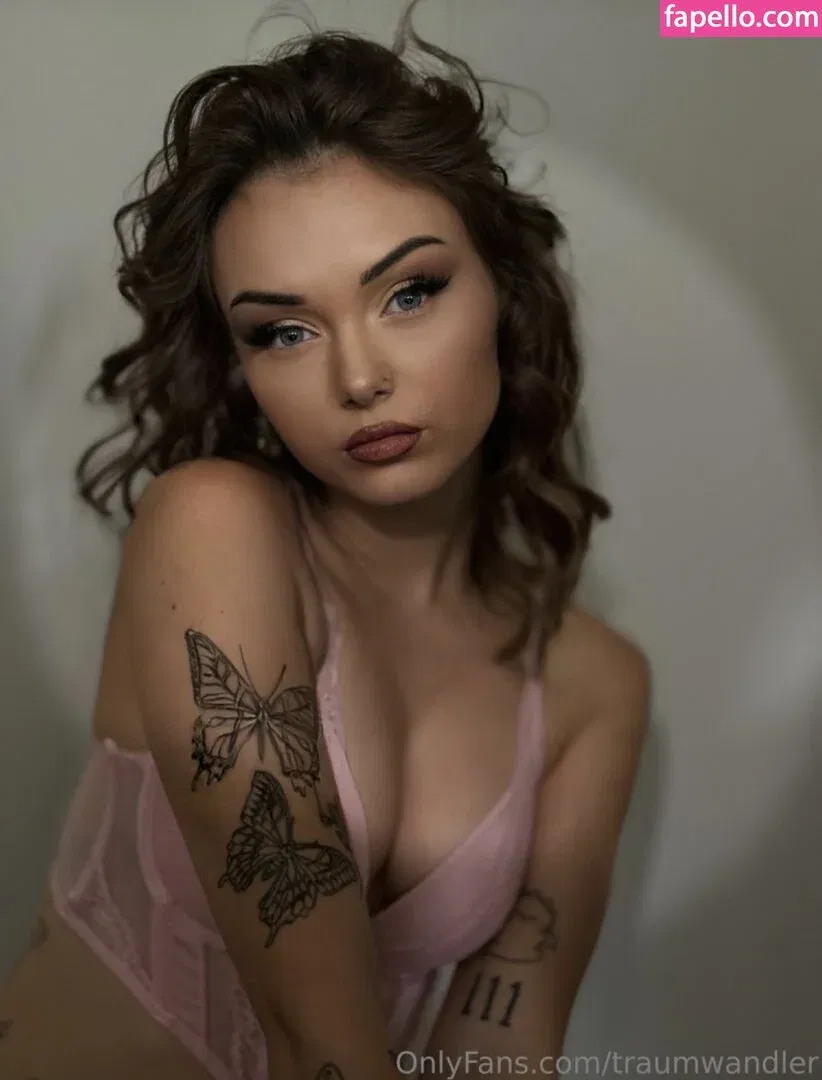 Traumwandler Allegra Onlyfans Photo Gallery 