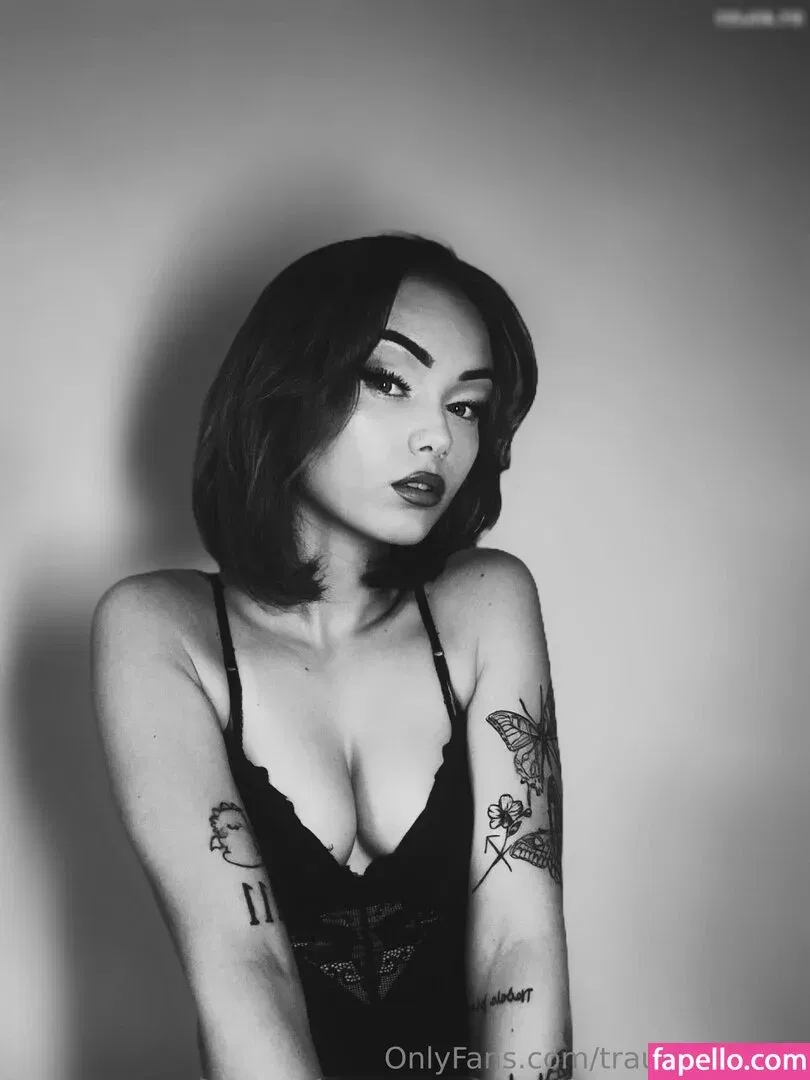 Traumwandler Allegra Onlyfans Photo Gallery 