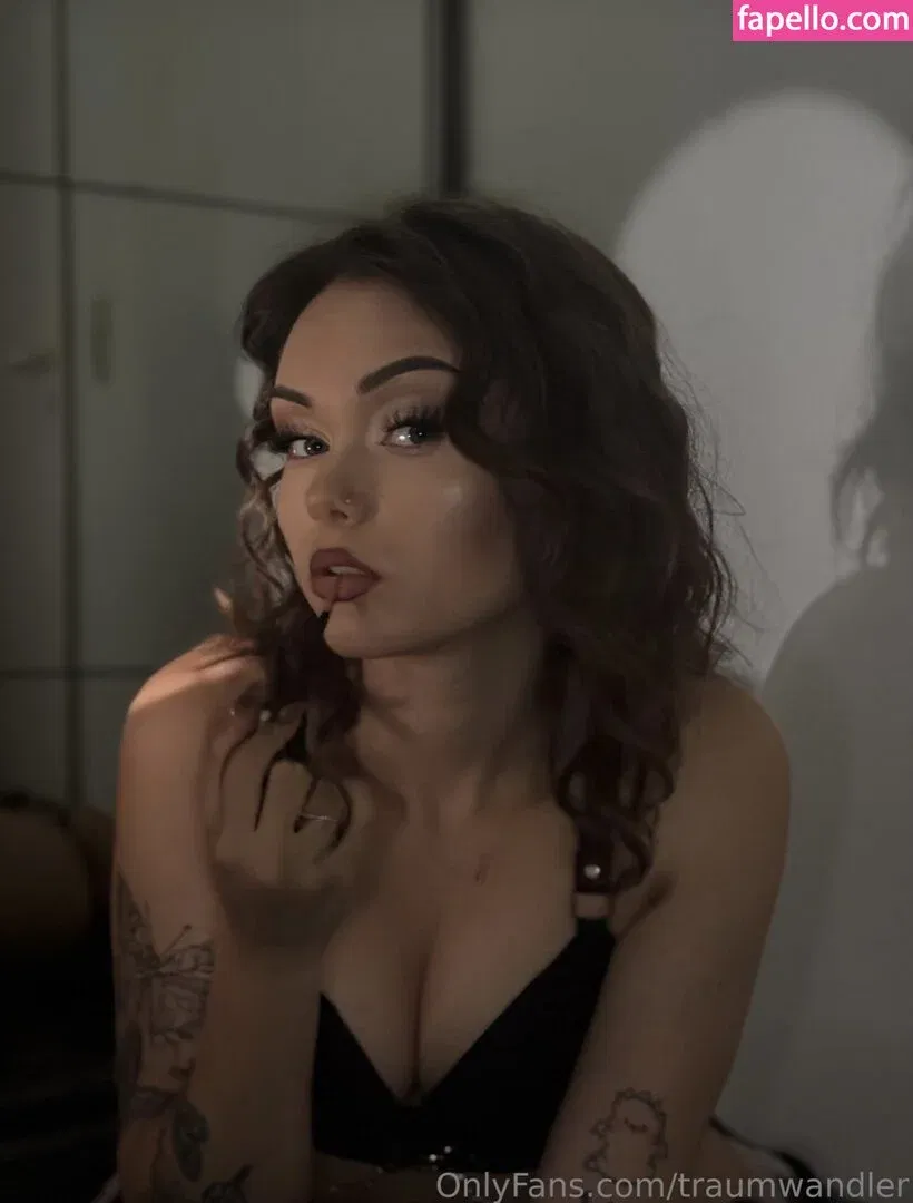 Traumwandler Allegra Onlyfans Photo Gallery 