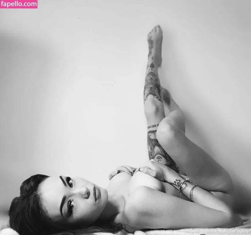 Traumwandler Allegra Onlyfans Photo Gallery 