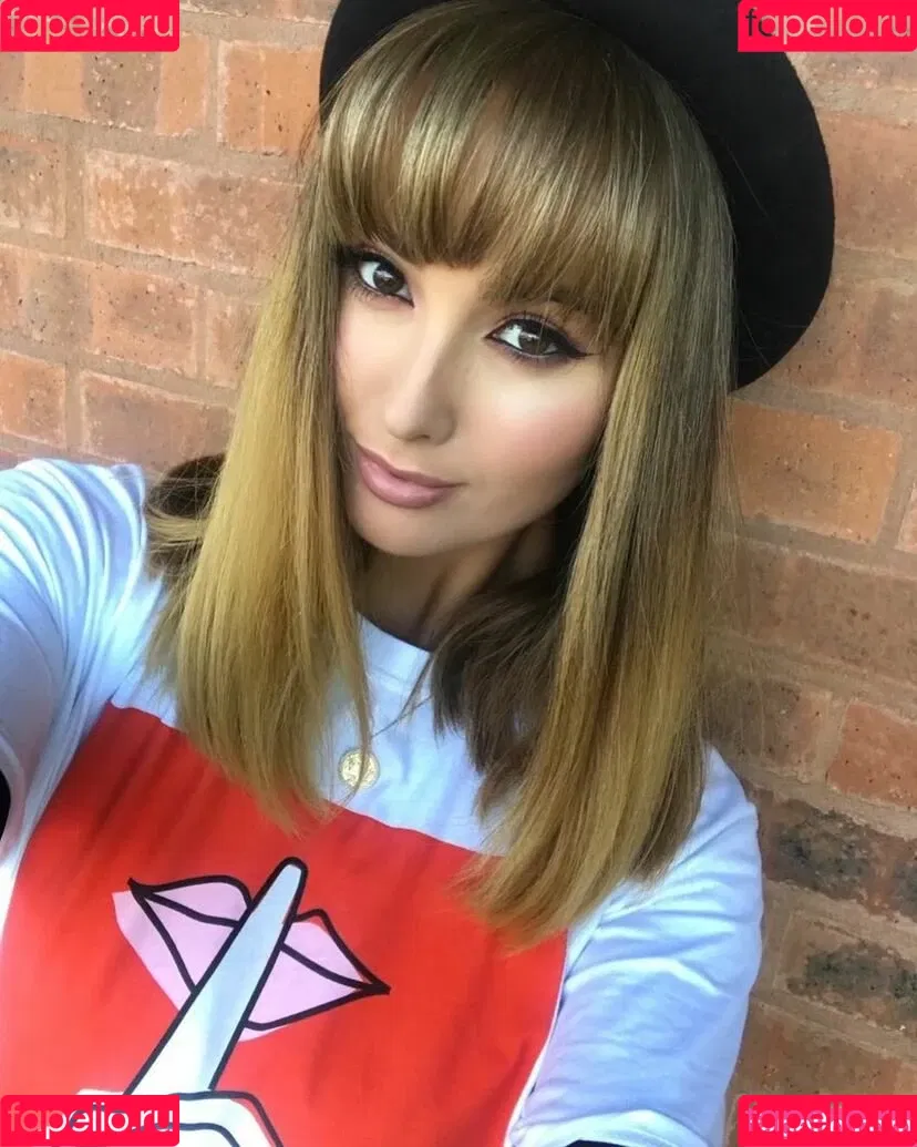 Lisa Hoszowskyj Onlyfans Photo Gallery 