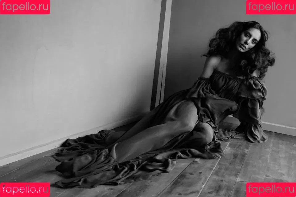 Raffaella Modugno Onlyfans Photo Gallery 