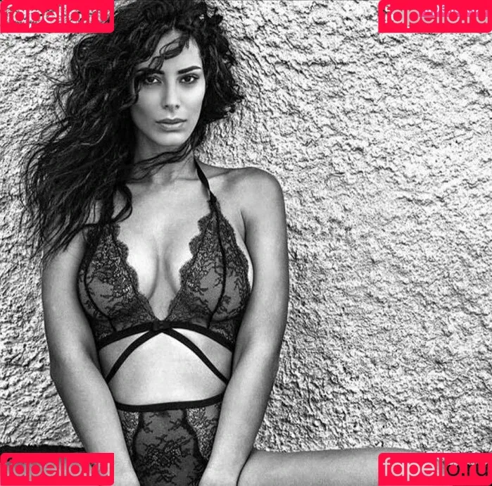 Raffaella Modugno Onlyfans Photo Gallery 