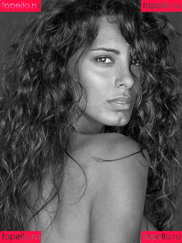 Raffaella Modugno Onlyfans Photo Gallery 