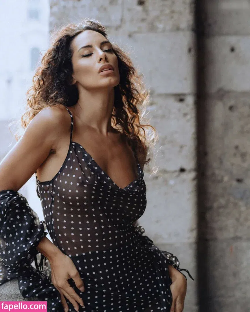 Raffaella Modugno Onlyfans Photo Gallery 