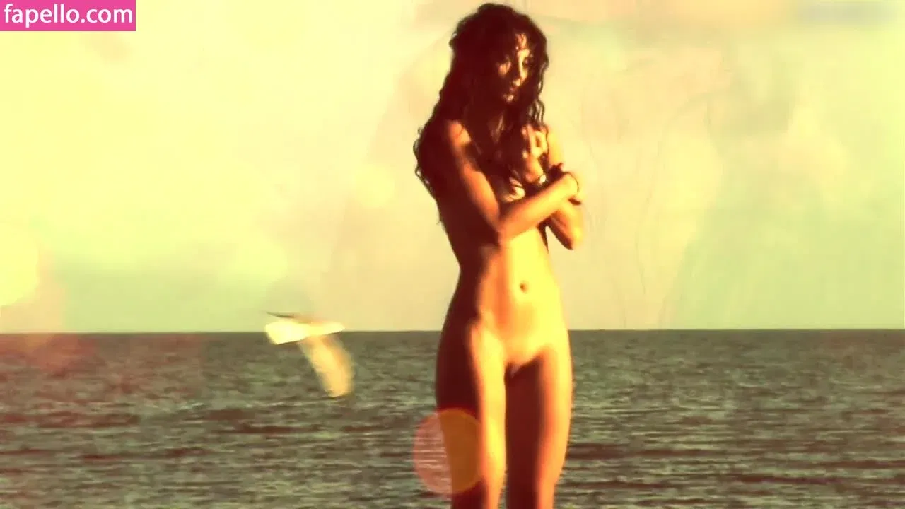 Raffaella Modugno Onlyfans Photo Gallery 