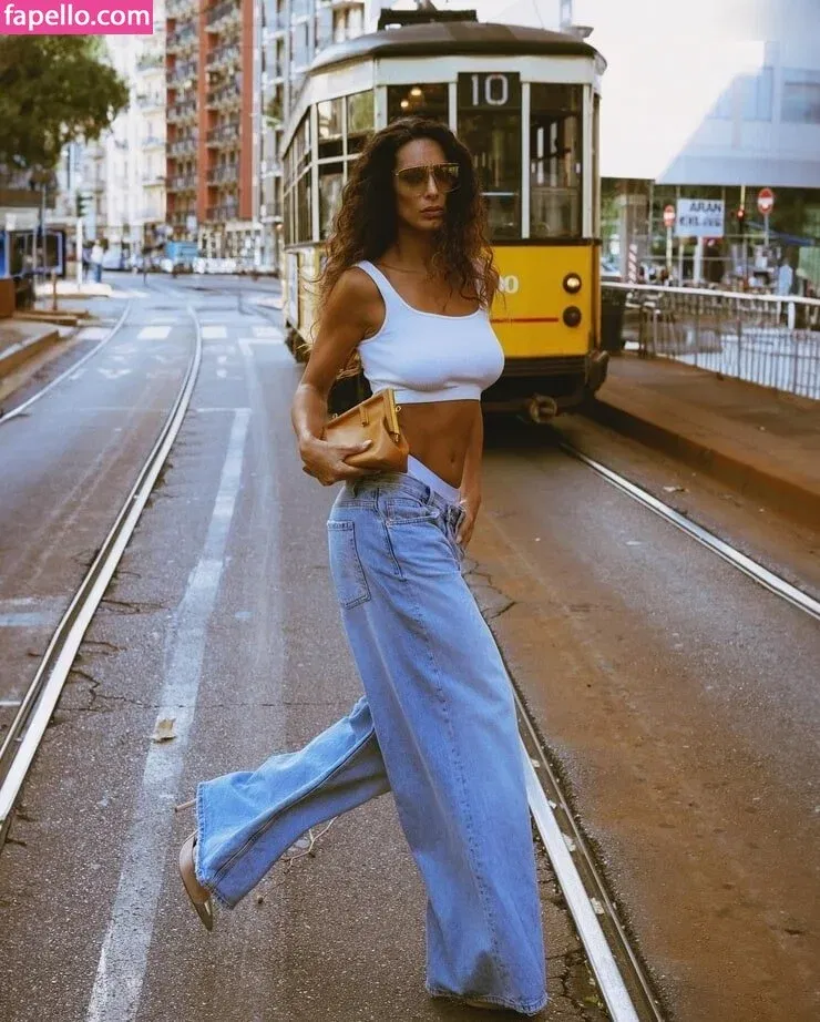 Raffaella Modugno Onlyfans Photo Gallery 