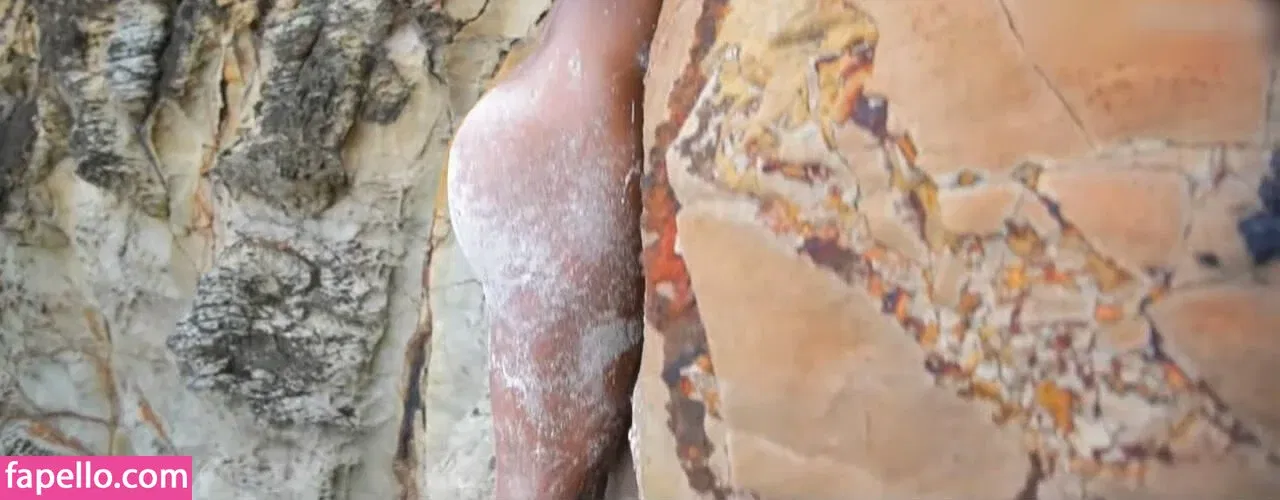 Raffaella Modugno Onlyfans Photo Gallery 