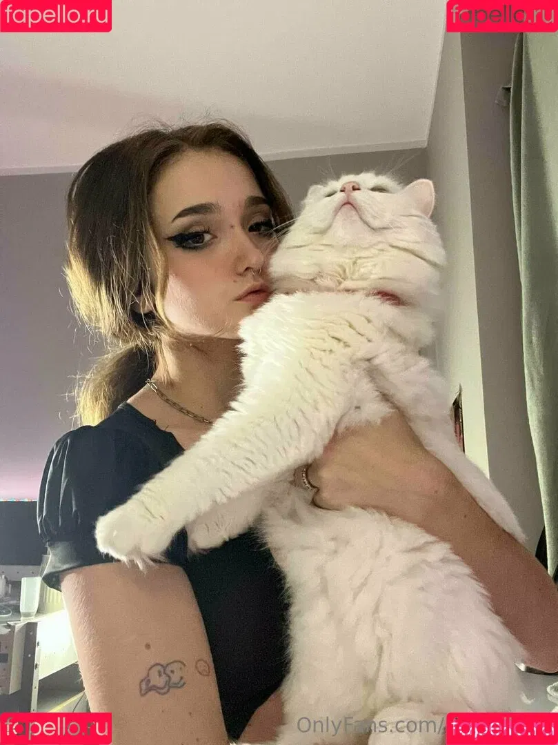 dorameaw Onlyfans Photo Gallery 