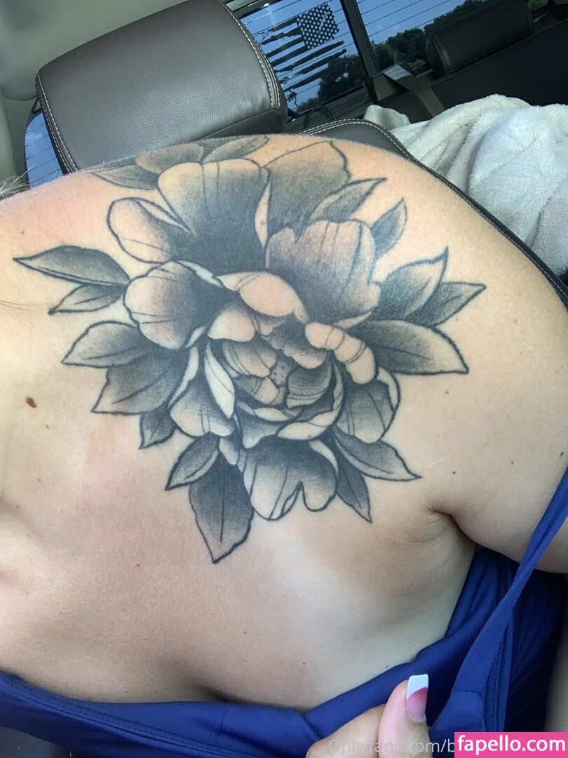 badasstxmama Onlyfans Photo Gallery 