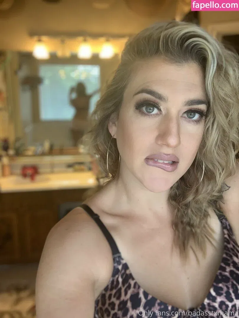 badasstxmama Onlyfans Photo Gallery 