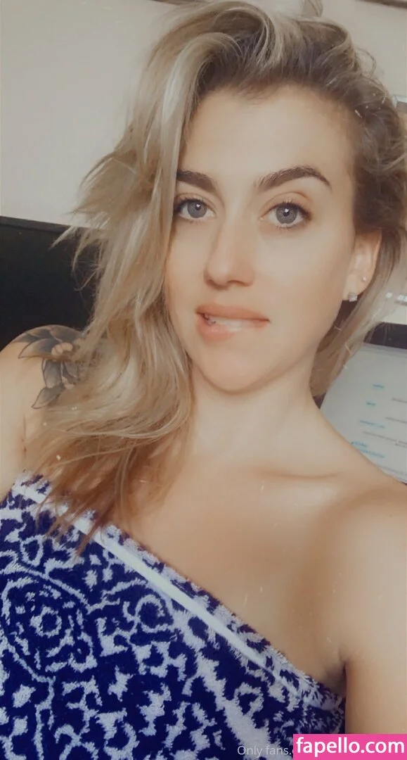 badasstxmama Onlyfans Photo Gallery 