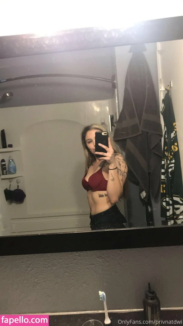 brattynattyy Onlyfans Photo Gallery 