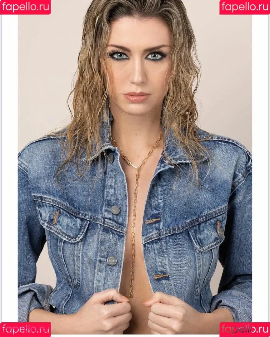 Elena Barolo Onlyfans Photo Gallery 