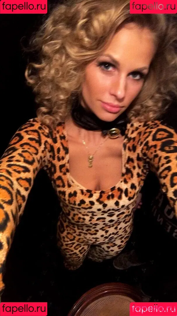 Carolina Peukmann Onlyfans Photo Gallery 