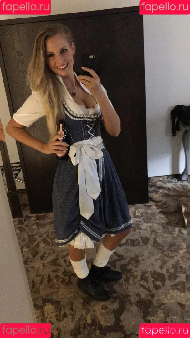 Carolina Peukmann Onlyfans Photo Gallery 