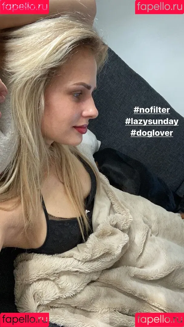Carolina Peukmann Onlyfans Photo Gallery 