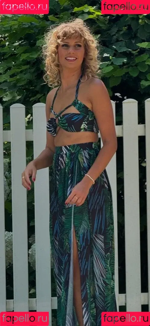 Carolina Peukmann Onlyfans Photo Gallery 
