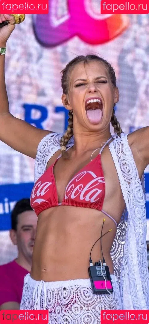 Carolina Peukmann Onlyfans Photo Gallery 