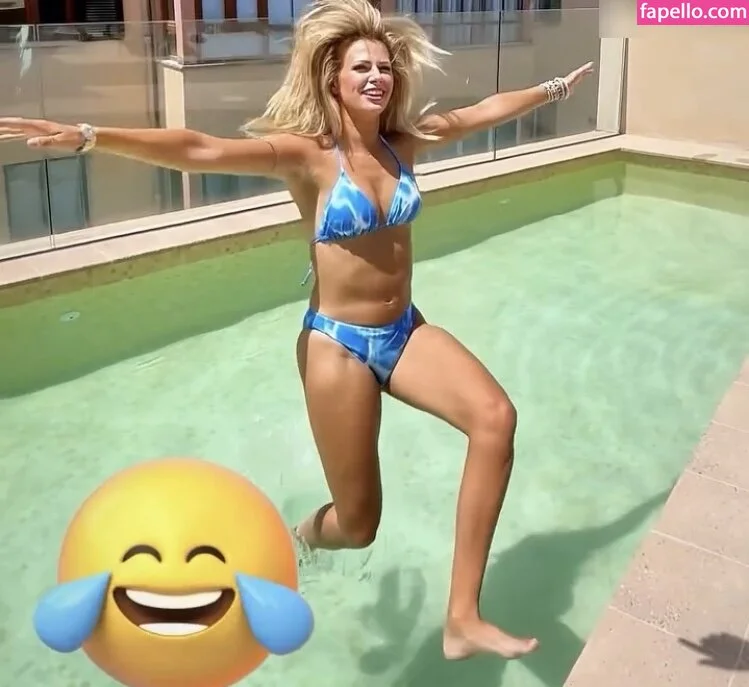 Carolina Peukmann Nude Onlyfans Photo 40