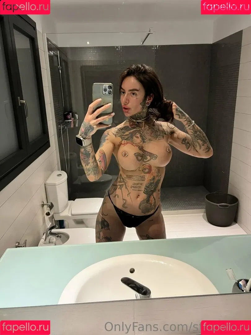 steph.paul Onlyfans Photo Gallery 