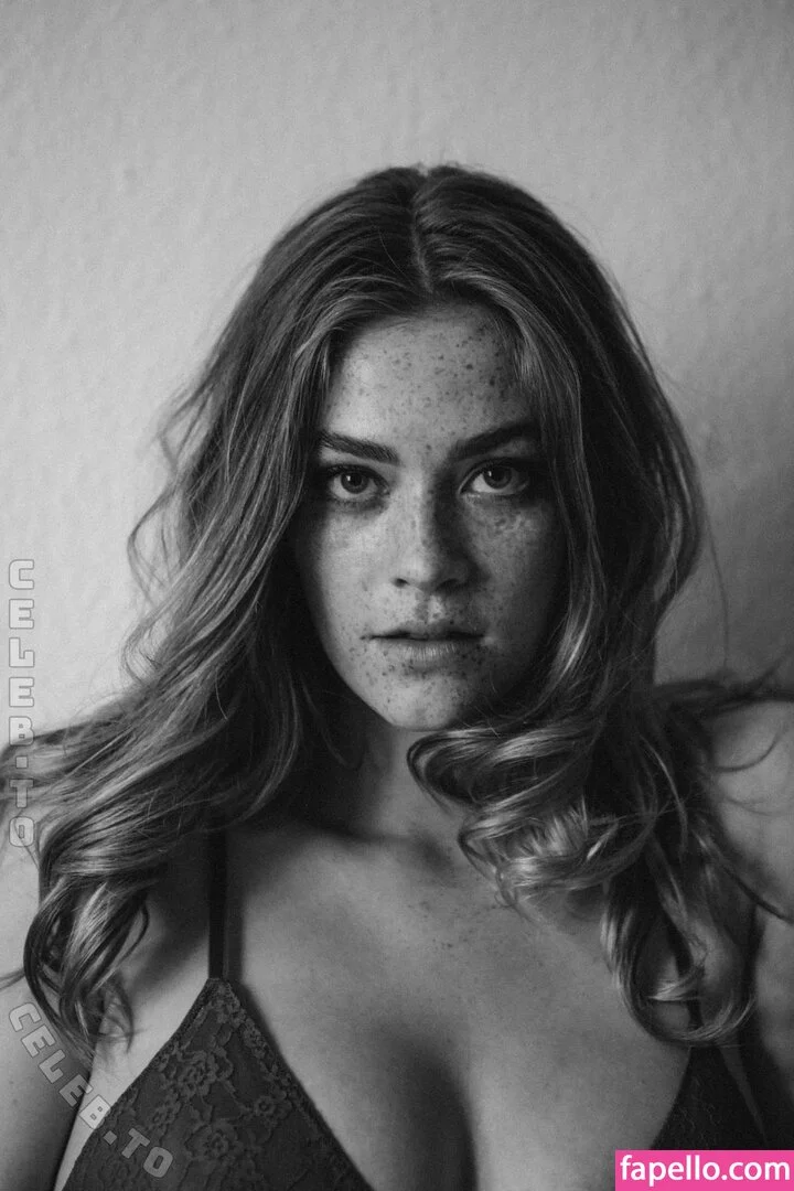 Swantje Paulina Onlyfans Photo Gallery 