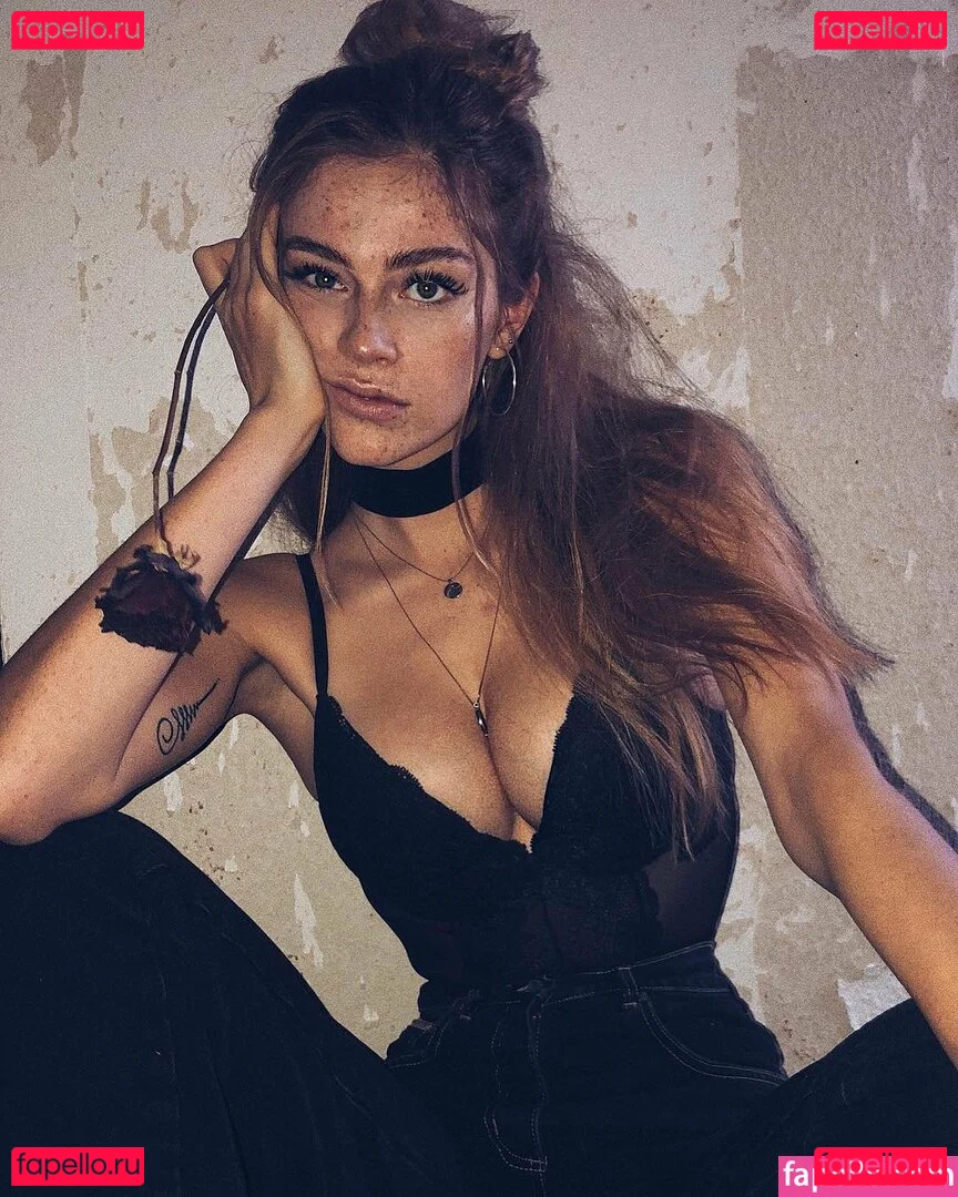 Swantje Paulina Onlyfans Photo Gallery 