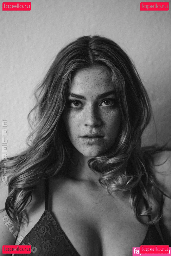 Swantje Paulina Onlyfans Photo Gallery 