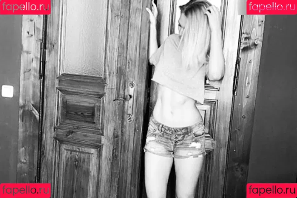 Ruth Hofmann Onlyfans Photo Gallery 