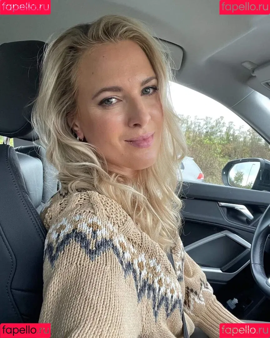 Ruth Hofmann Onlyfans Photo Gallery 
