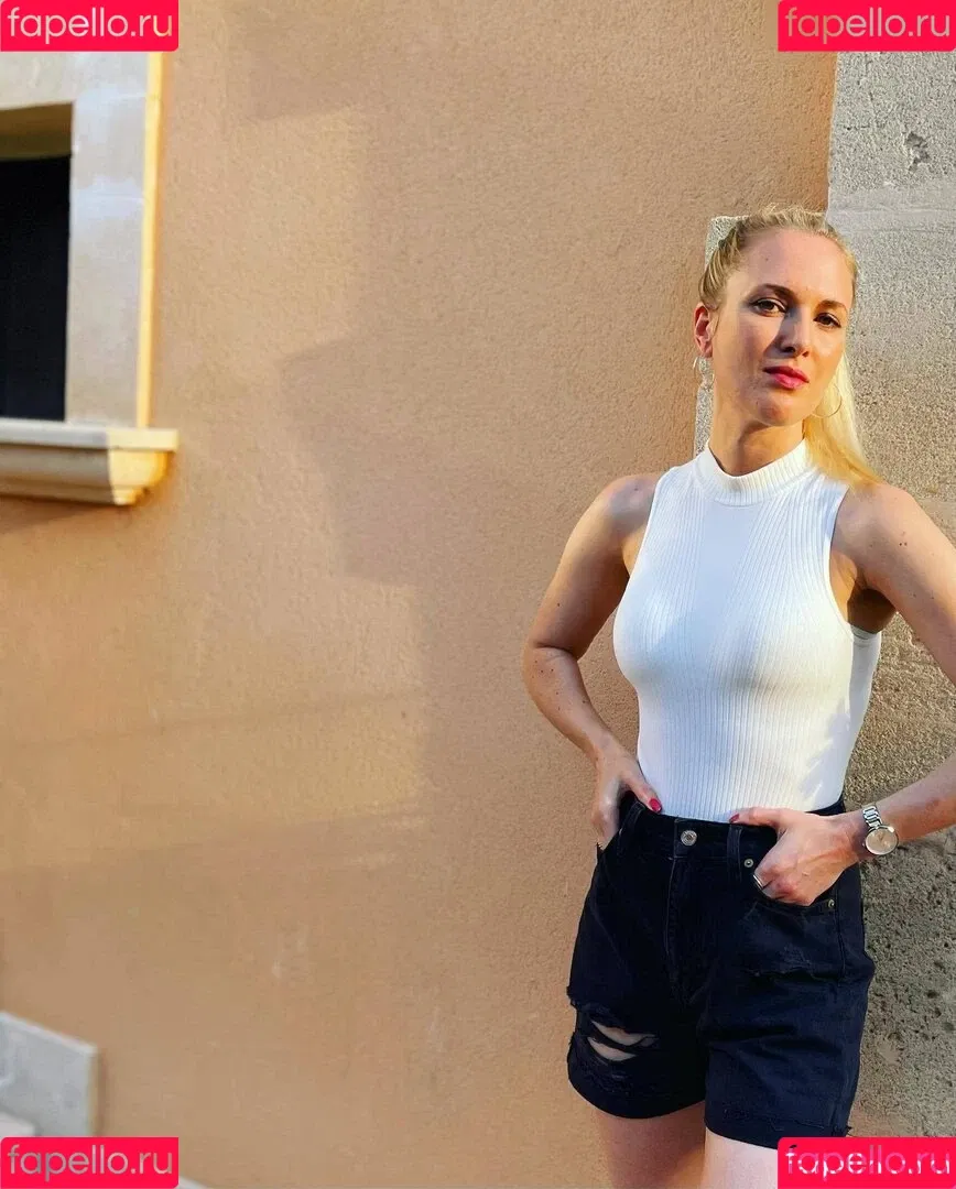Ruth Hofmann Onlyfans Photo Gallery 