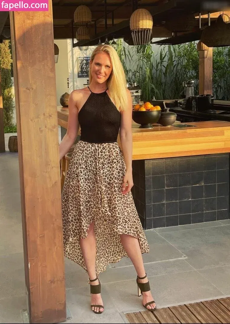 Ruth Hofmann Onlyfans Photo Gallery 