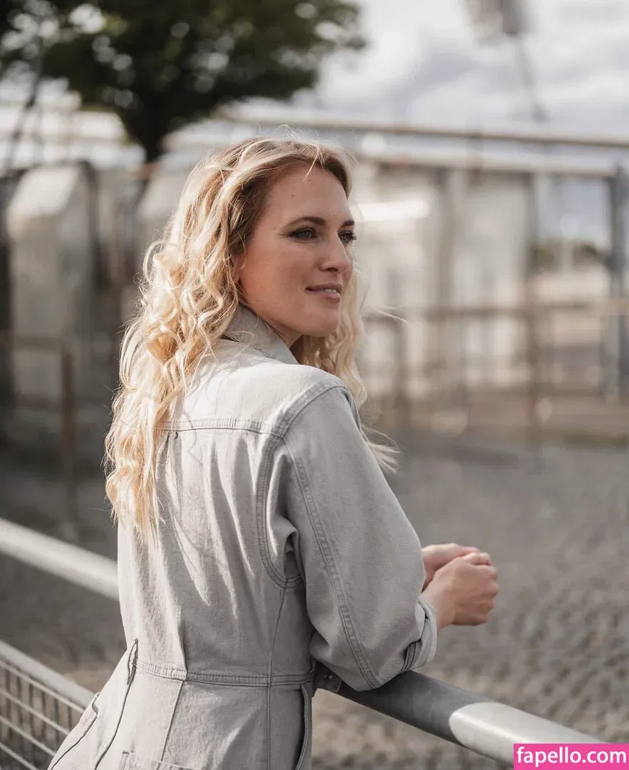 Ruth Hofmann Onlyfans Photo Gallery 