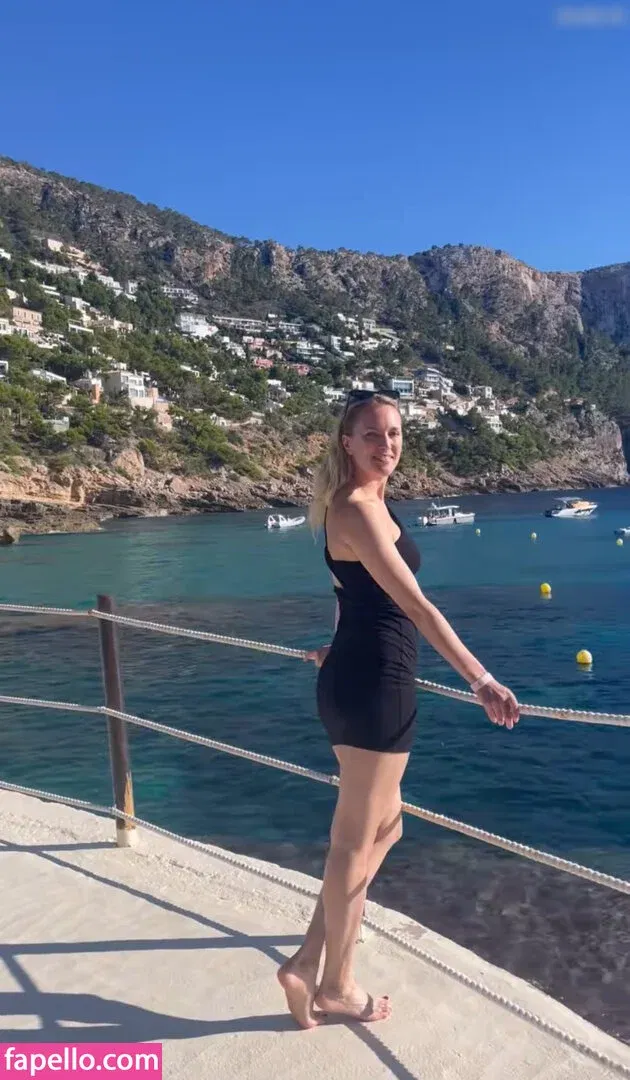 Ruth Hofmann Onlyfans Photo Gallery 