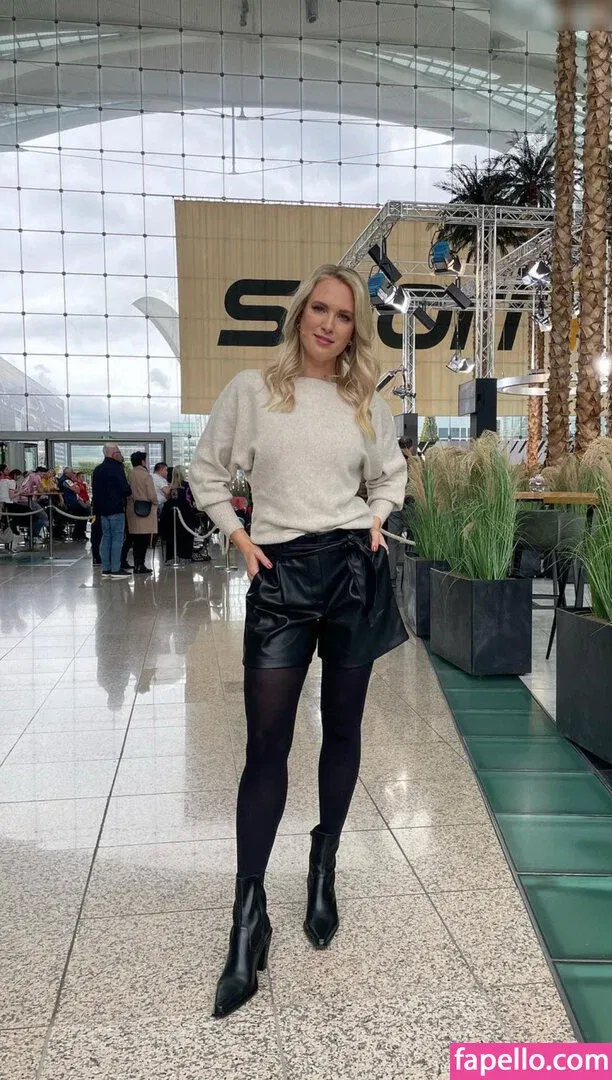 Ruth Hofmann Onlyfans Photo Gallery 