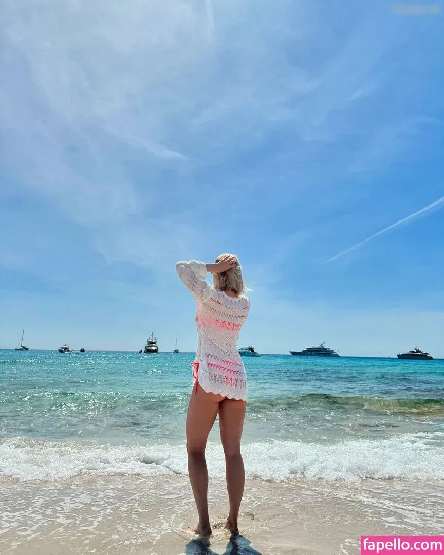 Ruth Hofmann Onlyfans Photo Gallery 