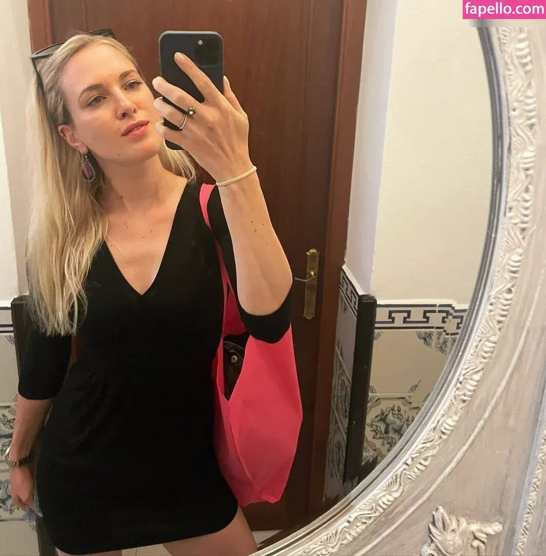 Ruth Hofmann Onlyfans Photo Gallery 