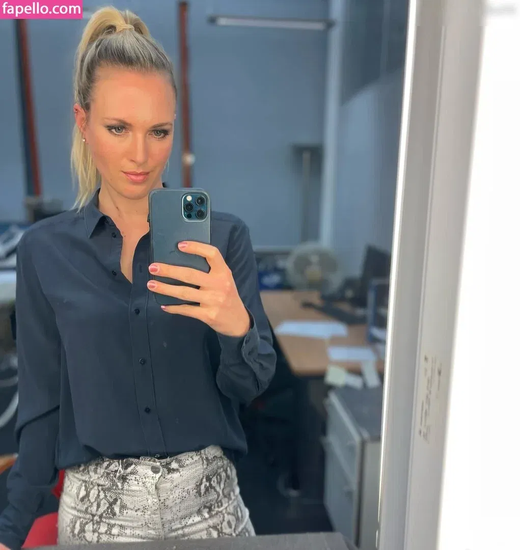 Ruth Hofmann Onlyfans Photo Gallery 