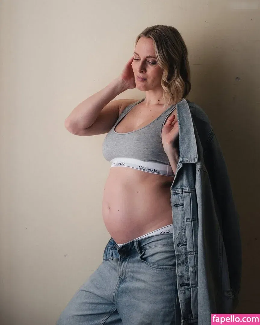 Ruth Hofmann Onlyfans Photo Gallery 