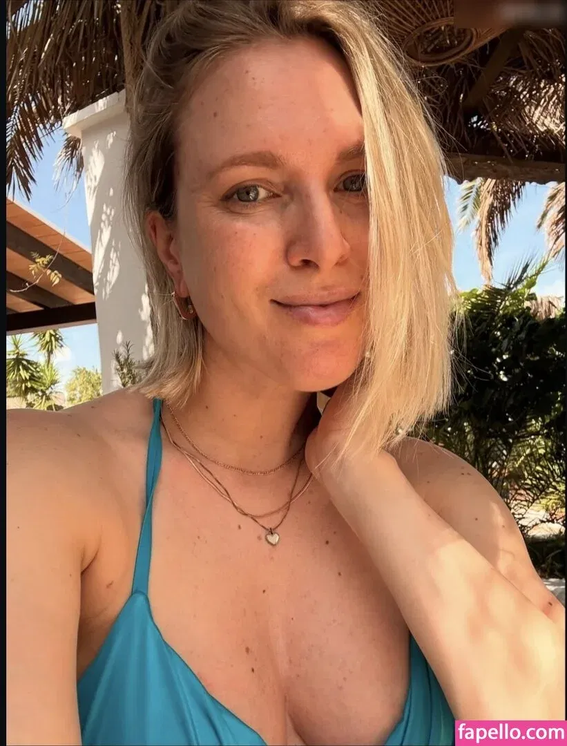 Ruth Hofmann Onlyfans Photo Gallery 