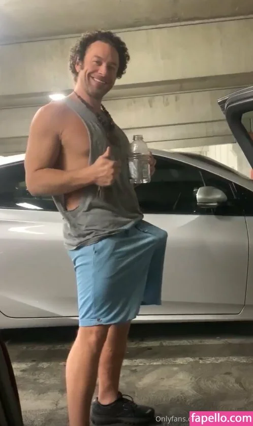 bradnewman Onlyfans Photo Gallery 