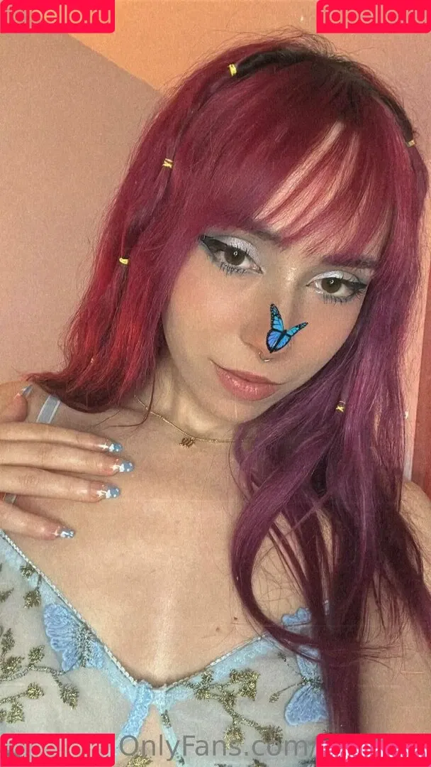 elyshuri Onlyfans Photo Gallery 