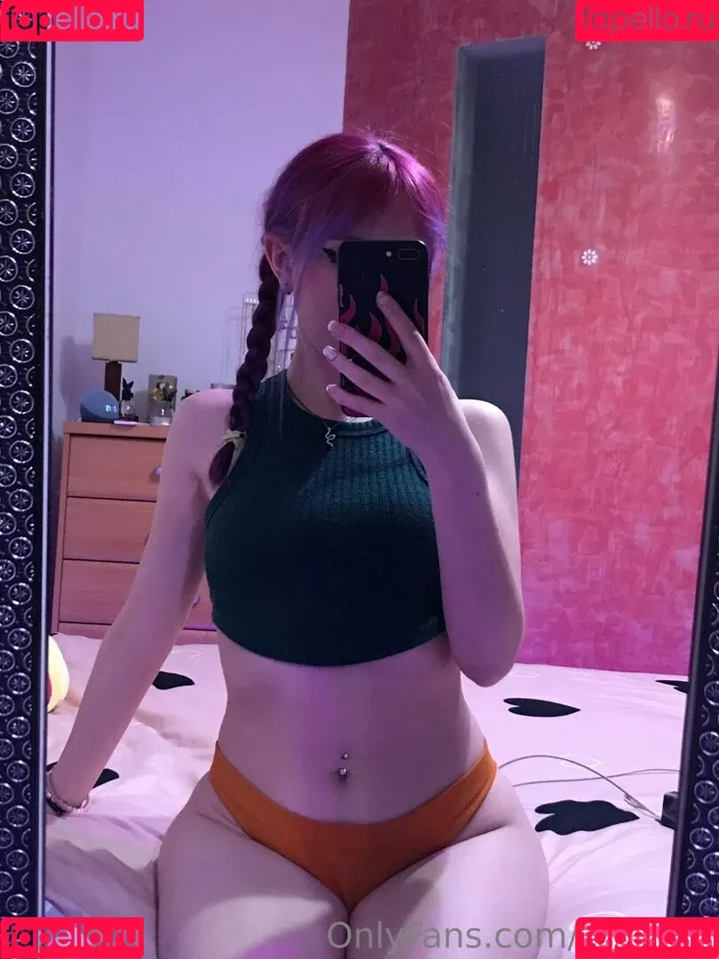 elyshuri Onlyfans Photo Gallery 