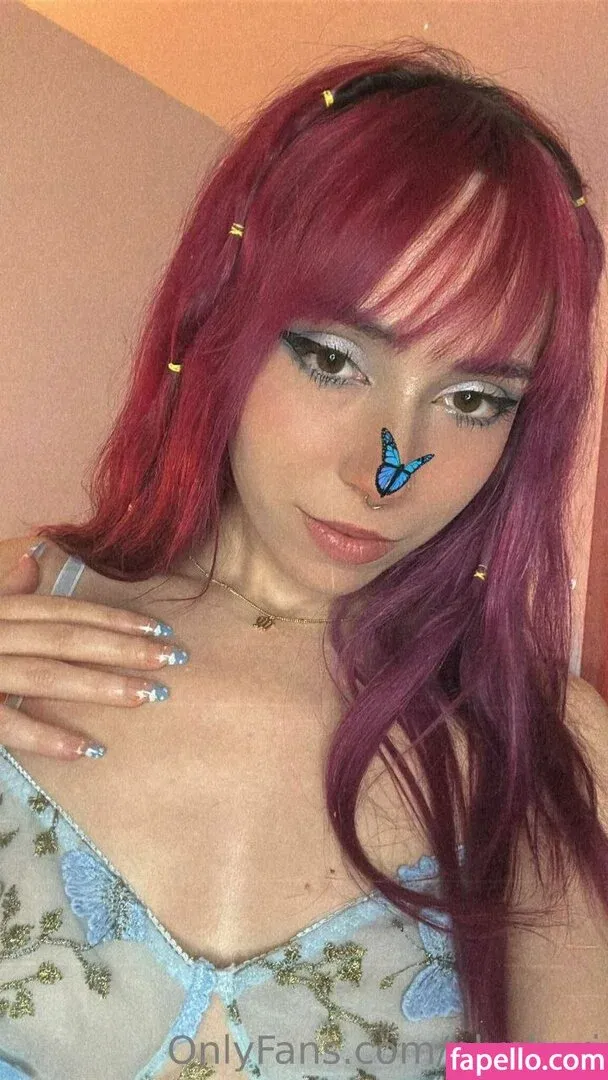 elyshuri Onlyfans Photo Gallery 