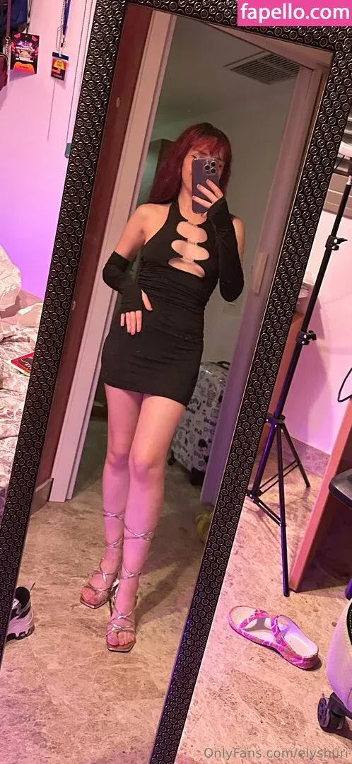 elyshuri Onlyfans Photo Gallery 