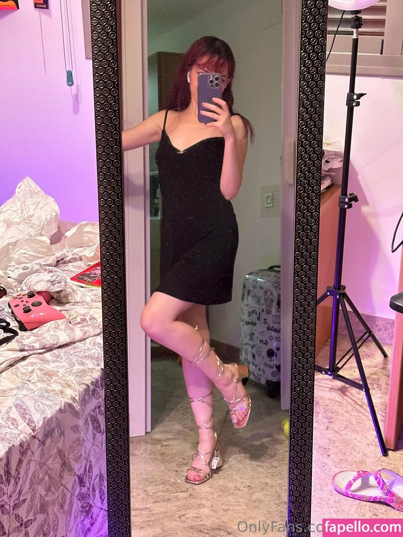 elyshuri Onlyfans Photo Gallery 