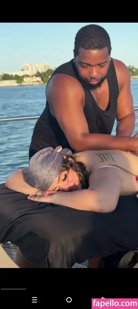 Emmanuellustin Onlyfans Photo Gallery 