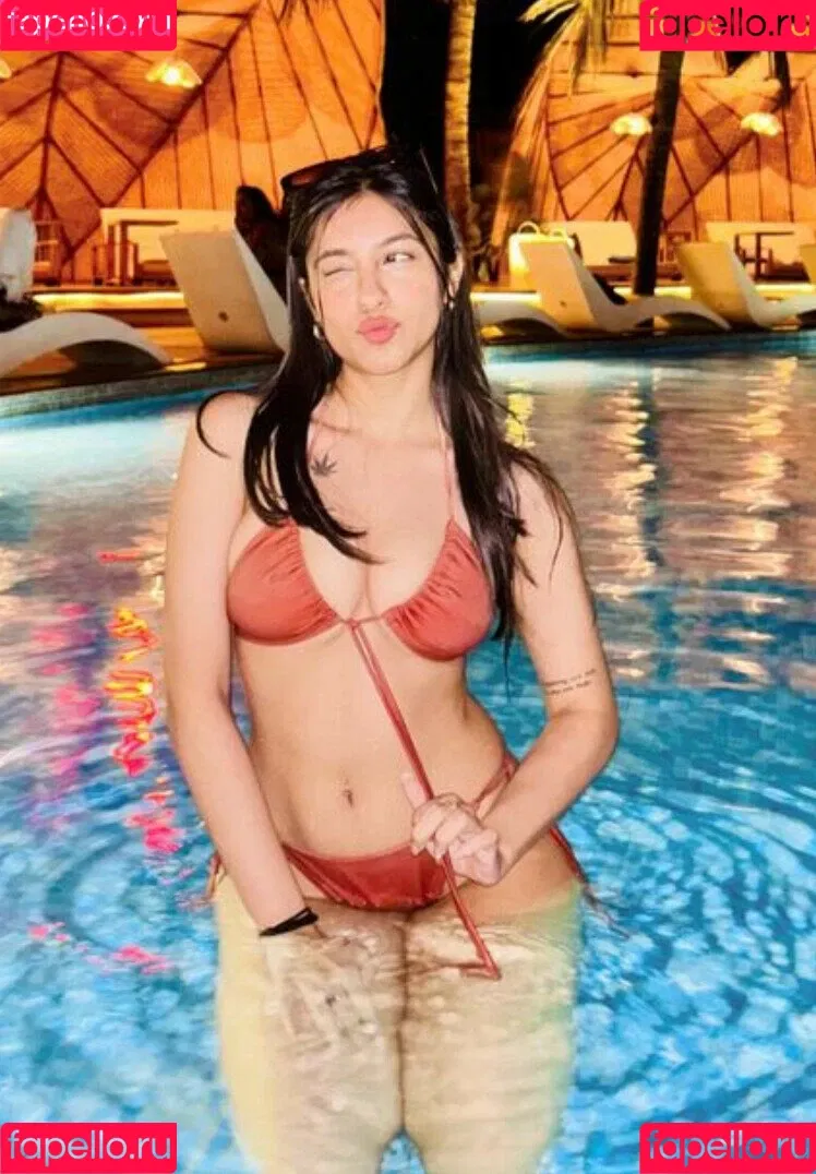 Khushi Rawal Onlyfans Photo Gallery 